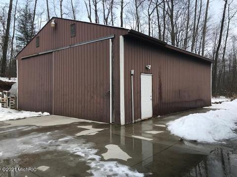 71 E 96th St, Newaygo, MI 49337 photo 41