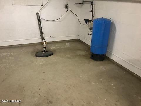 71 E 96th St, Newaygo, MI 49337 photo 37