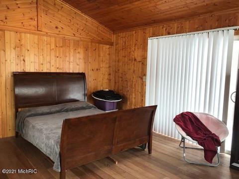 71 E 96th St, Newaygo, MI 49337 photo 23