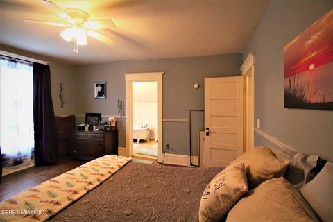 360 2nd St, Manistee, MI 49660 photo 19