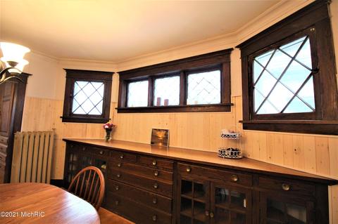 360 2nd St, Manistee, MI 49660 photo 8