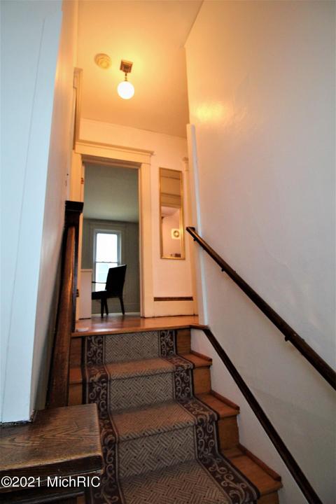 360 2nd St, Manistee, MI 49660 photo 16