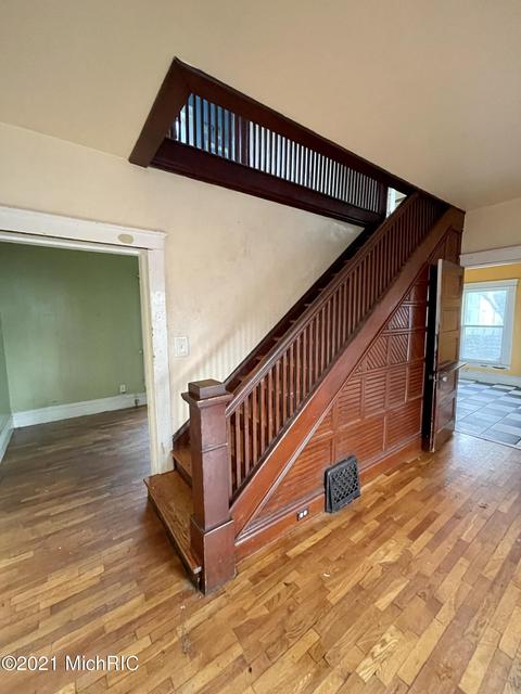 125 Hart St, Marshall, MI 49068 photo 9