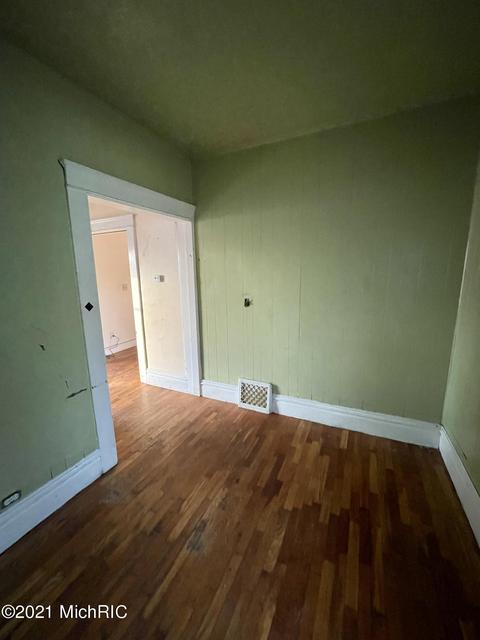 125 Hart St, Marshall, MI 49068 photo 18