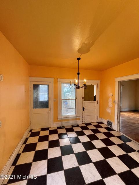 125 Hart St, Marshall, MI 49068 photo 14
