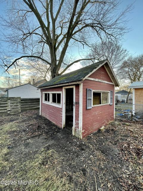 125 Hart St, Marshall, MI 49068 photo 7