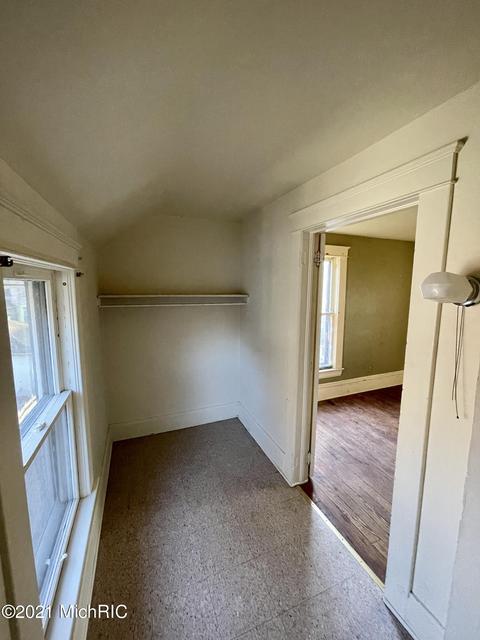 125 Hart St, Marshall, MI 49068 photo 21