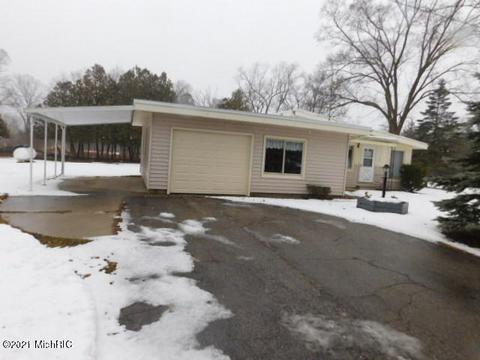 8613 E Loop Rd, Hesperia, MI 49421 photo 2