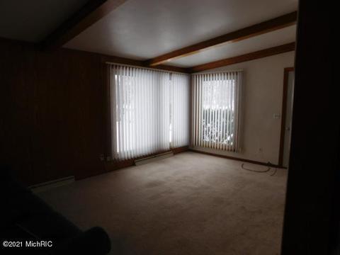 8613 E Loop Rd, Hesperia, MI 49421 photo 10