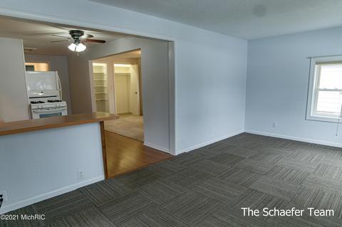 209 Maple St, Lowell, MI 49331 photo 12
