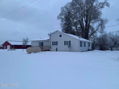 23687 30th Ave, Sears, MI 49679 photo 1
