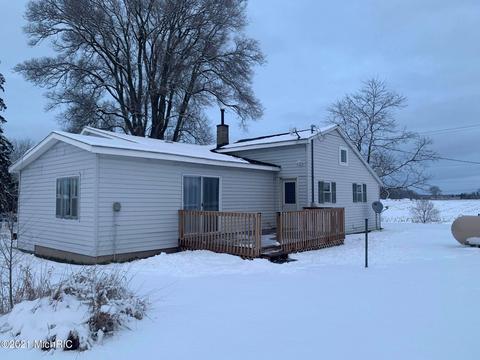 23687 30th Ave, Sears, MI 49679 photo 4