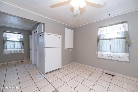 313 Meadow Dr, Augusta, MI 49012 photo 13