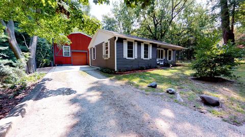 101 Ferry St, Douglas, MI 49406 photo 3