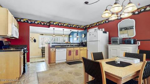 101 Ferry St, Douglas, MI 49406 photo 18