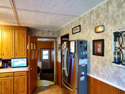 931 Warner St, Whitehall, MI 49461 photo 8