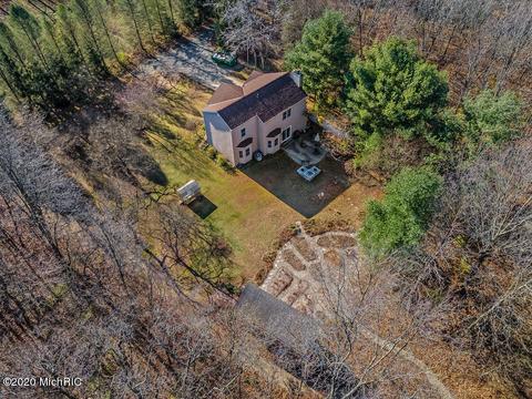 4190 E River Rd, Buchanan, MI 49107 photo 2