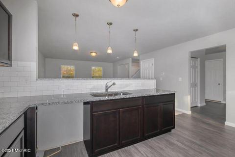 59369 Silvergrass Dr, Mattawan, MI 49071 photo 12