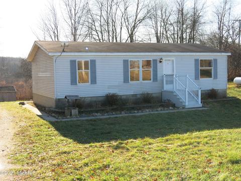 11540 Belding Rd NE, Belding, MI 48809 photo 1