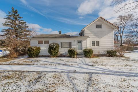 511 S Main St, Waldron, MI 49288 photo 2