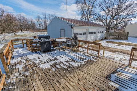 511 S Main St, Waldron, MI 49288 photo 9