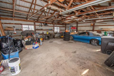 511 S Main St, Waldron, MI 49288 photo 6