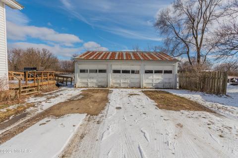 511 S Main St, Waldron, MI 49288 photo 5