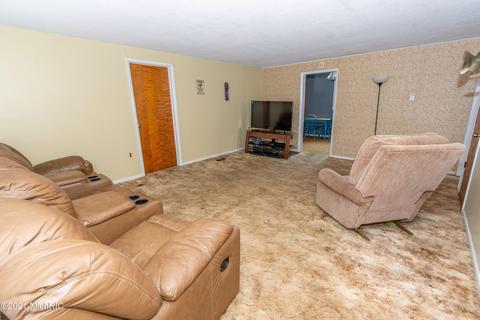 511 S Main St, Waldron, MI 49288 photo 22