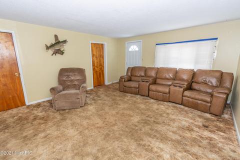 511 S Main St, Waldron, MI 49288 photo 21