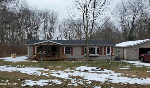 53569 B Ave, Three Rivers, MI 49093 photo 1