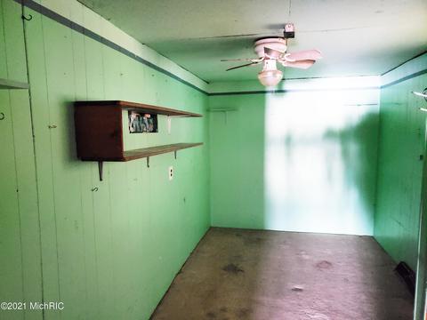 1262 E Wilcox Ave, White Cloud, MI 49349 photo 7
