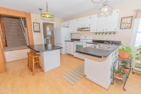 206 W Mill St, Waldron, MI 49288 photo 22