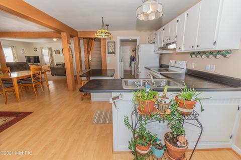 206 W Mill St, Waldron, MI 49288 photo 24