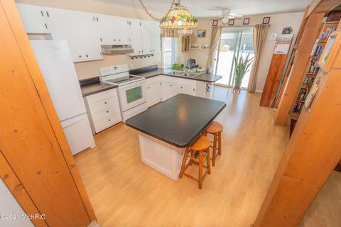 206 W Mill St, Waldron, MI 49288 photo 25