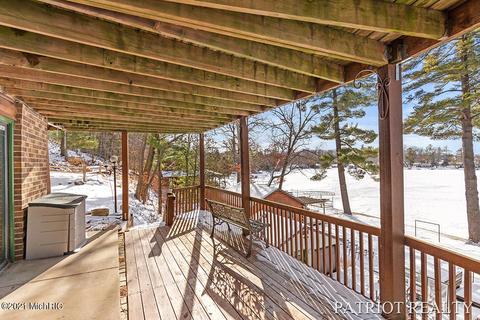 8813 Bluff St, Newaygo, MI 49337 photo 34