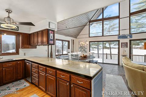 8813 Bluff St, Newaygo, MI 49337 photo 14