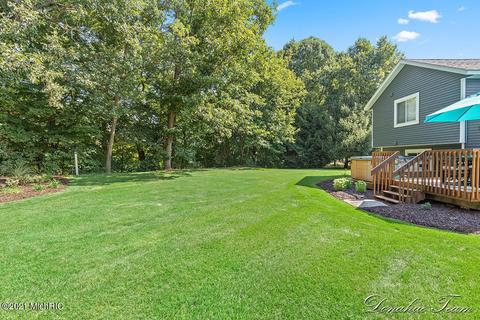 345 River Place Dr, Lowell, MI 49331 photo 13