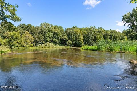 345 River Place Dr, Lowell, MI 49331 photo 23