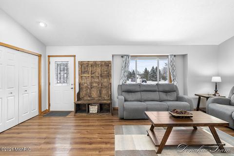 345 River Place Dr, Lowell, MI 49331 photo 27