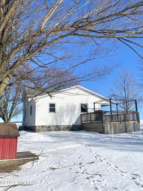 4482 E Bippley Rd, Sunfield, MI 48890 photo 3