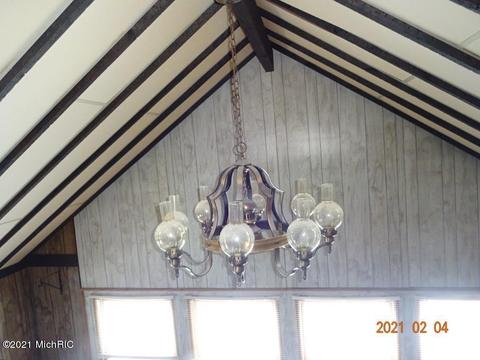 914 E Jackson St, White Cloud, MI 49349 photo 4