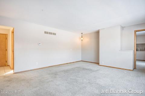 231 E State Rd, Grant, MI 49327 photo 13