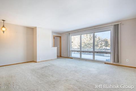 231 E State Rd, Grant, MI 49327 photo 12