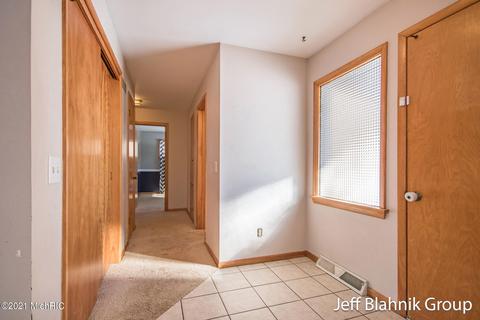 231 E State Rd, Grant, MI 49327 photo 17