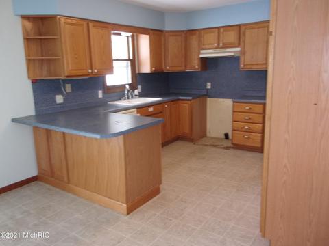 58526 Ash Rd, Three Rivers, MI 49093 photo 13