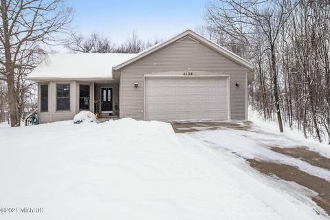 4138 Meyer Dr, Hamilton, MI 49419 photo 1