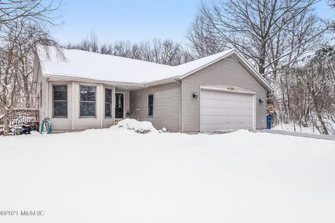 4138 Meyer Dr, Hamilton, MI 49419 photo 2