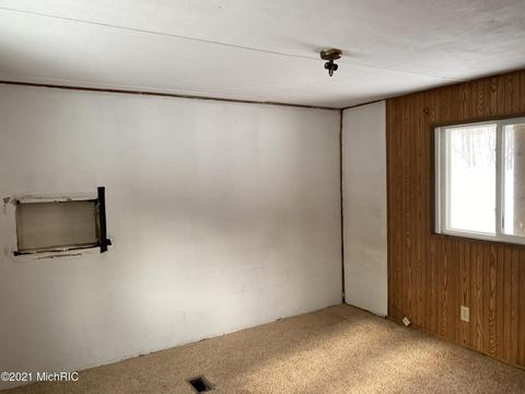 7560 E 40th St, Chase, MI 49623 photo 6