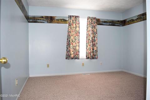 2899 White Tail Dr, Sidney, MI 48885 photo 10
