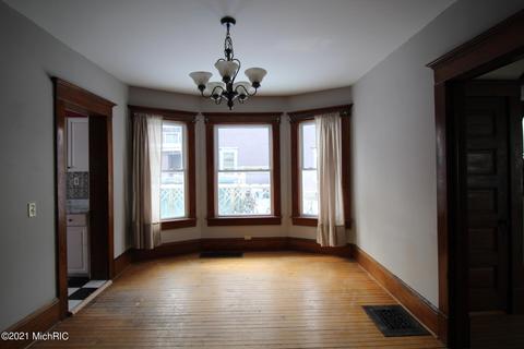 410 Maple St, Big Rapids, MI 49307 photo 28
